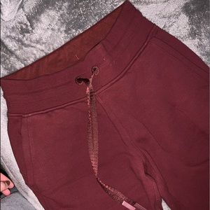 LULU LEMON JOGGERS